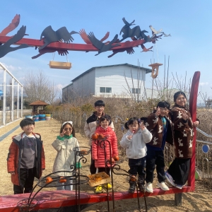 3.8/ 15 나무인공새집만들기